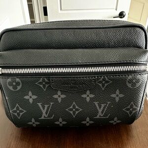 Louis Vuitton Taigarama Bum Bag
